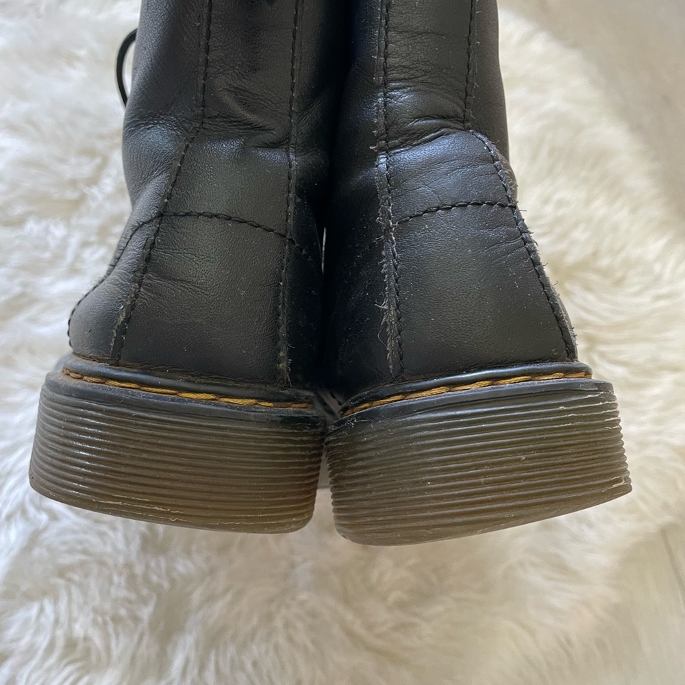 Girls Black 1460 Dr Martens Boots Sz 3 - Picture 4 of 7